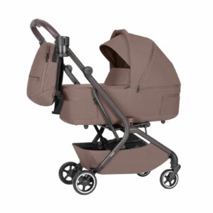 Carrello Magia CRL-6555 kinderwagen in wandelstand met zitunit, verstelbare rugleuning en stijlvolle zwarte afwerking.